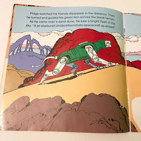 Vtg 1985 Voltron The  Attack of the Sand Monster Read Along Book Only No Tape - Picture 14 of 16